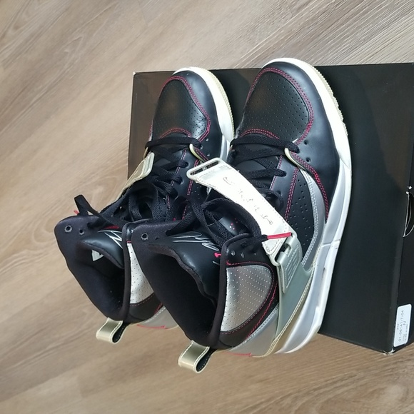 Jordan Flight 45 High Size 10 - Picture 1 of 8